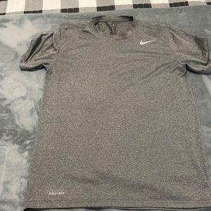 Nike top
